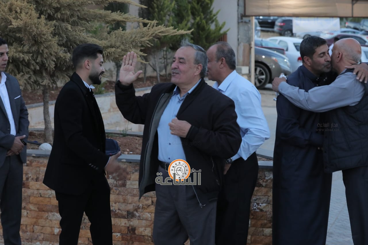 Madar Al-Saa Images 0.8968839455570699