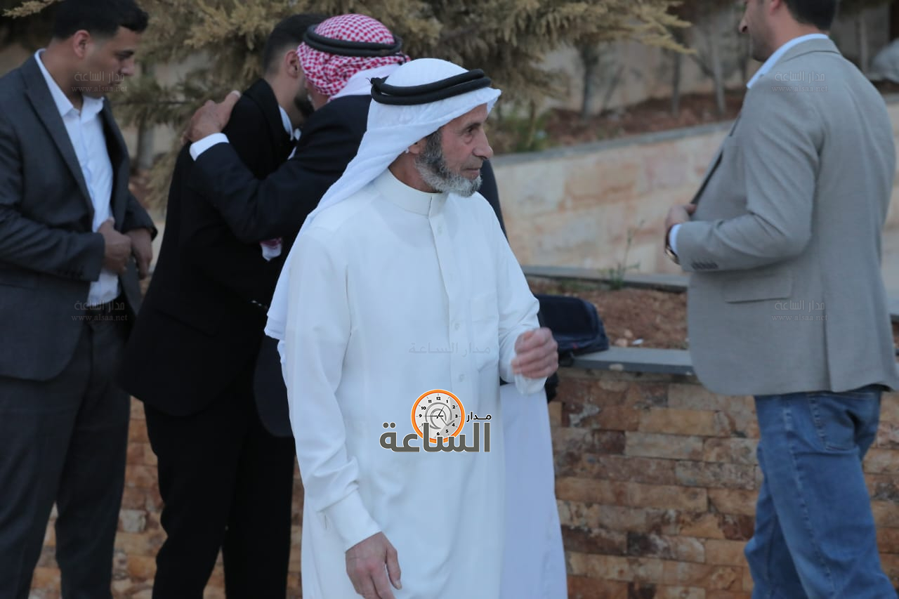 Madar Al-Saa Images 0.38667949837450355