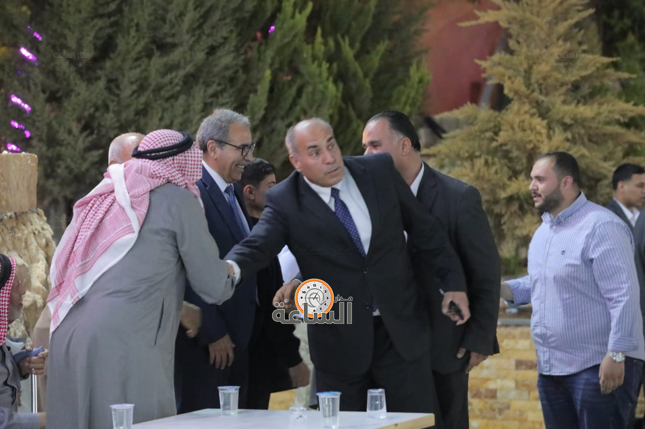 Madar Al-Saa Images 0.9253687809267271