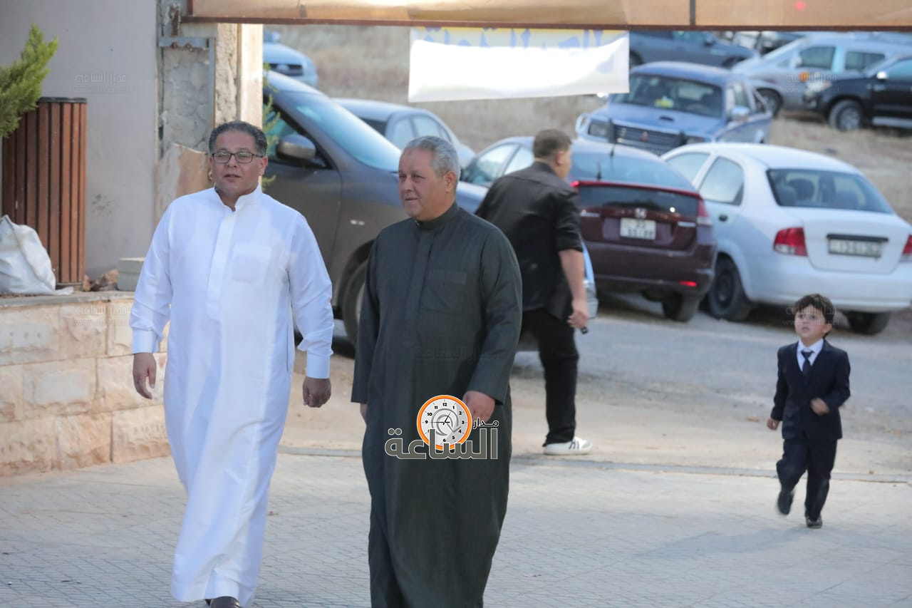 Madar Al-Saa Images 0.39925147617995826