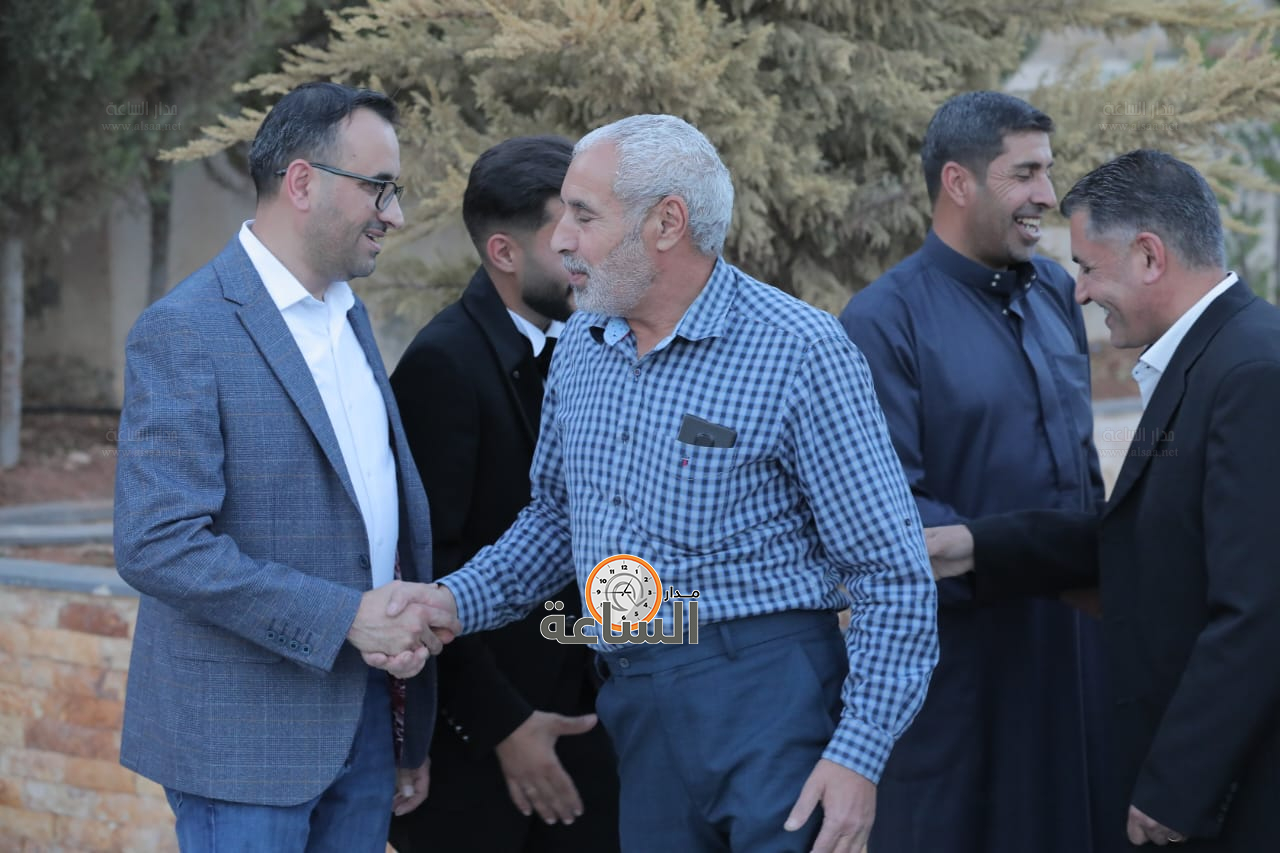 Madar Al-Saa Images 0.9530963915546531