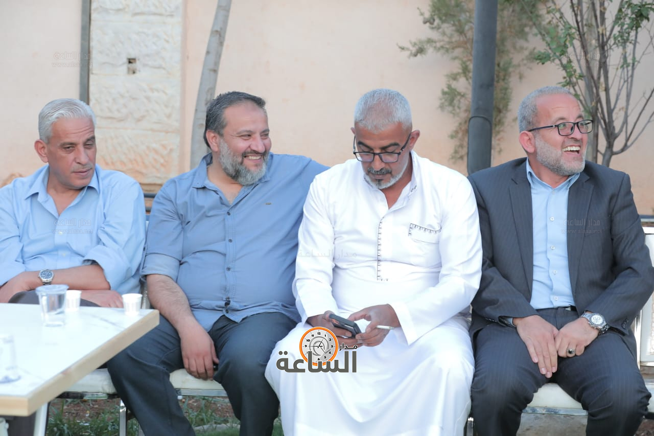 Madar Al-Saa Images 0.570554670380968