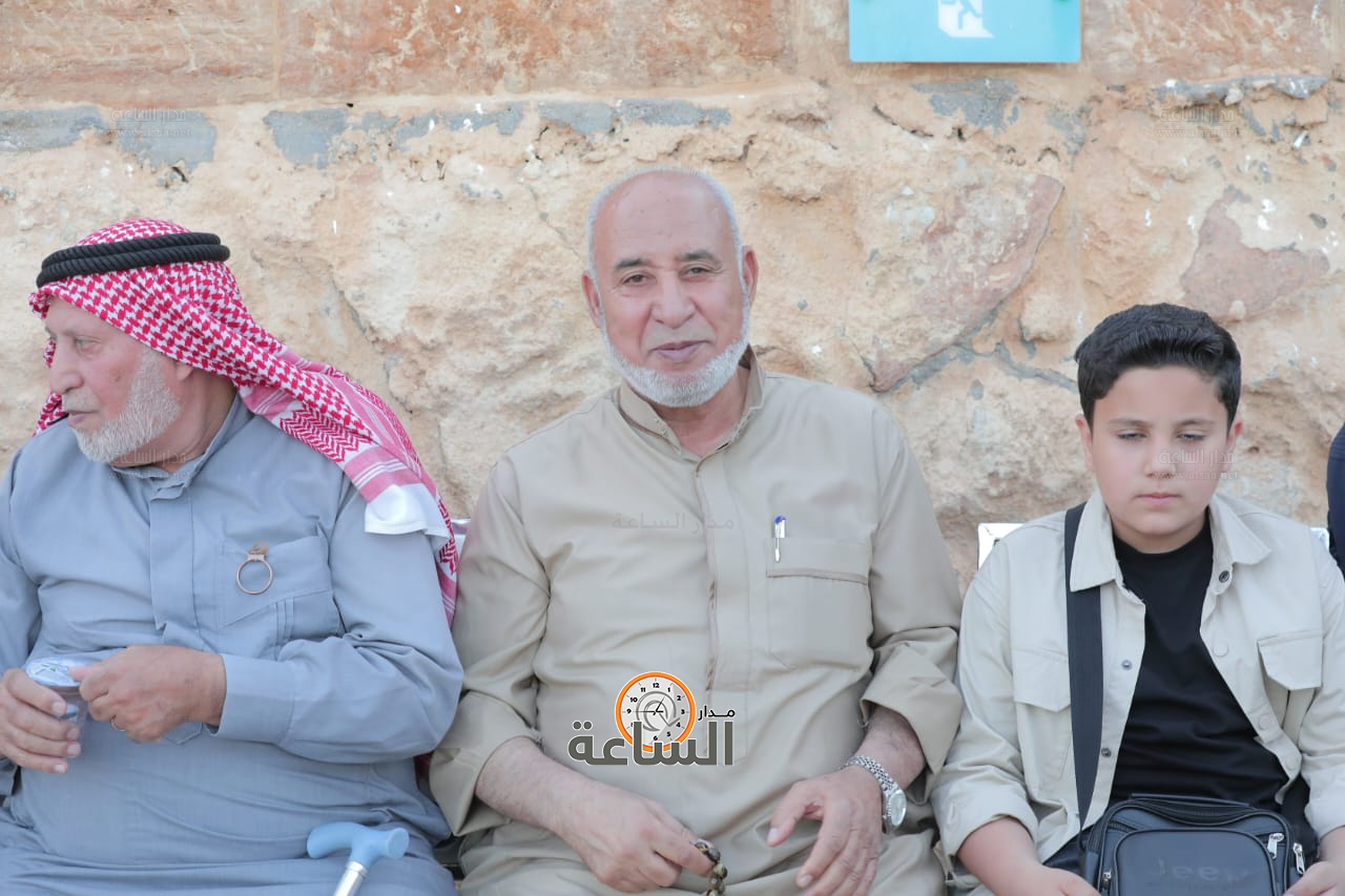 Madar Al-Saa Images 0.3529391374915254