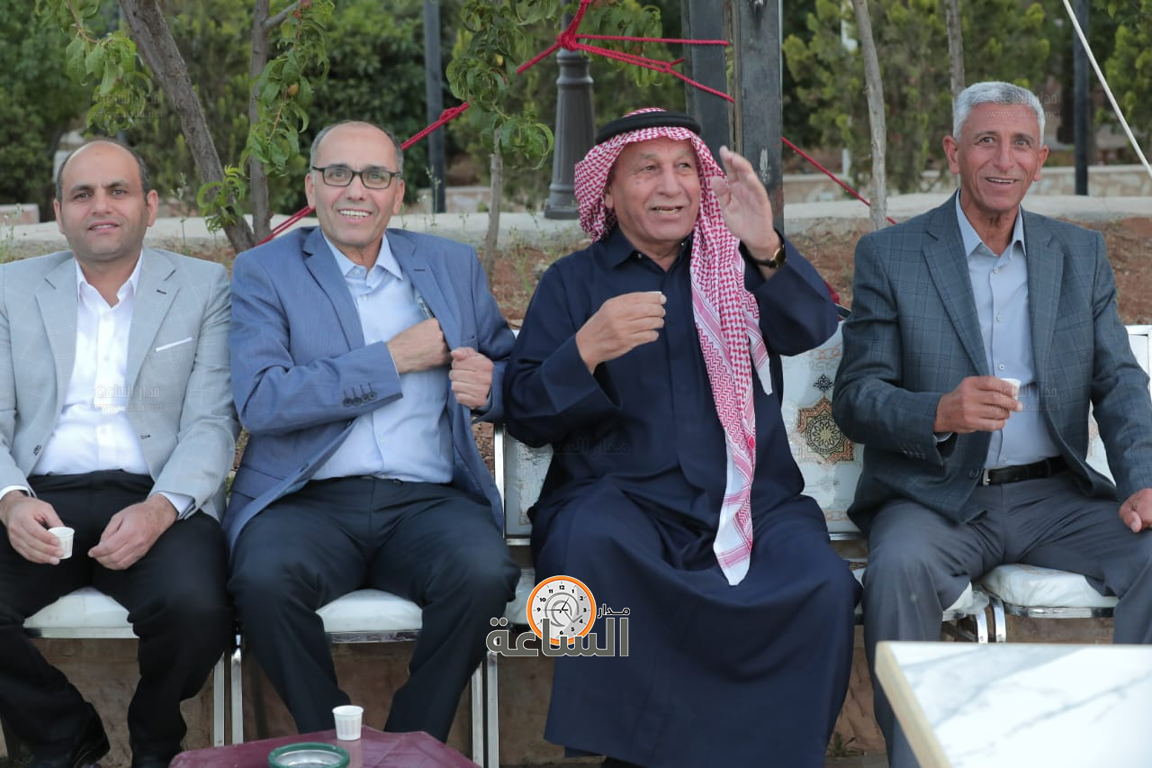 Madar Al-Saa Images 0.7020346112735205