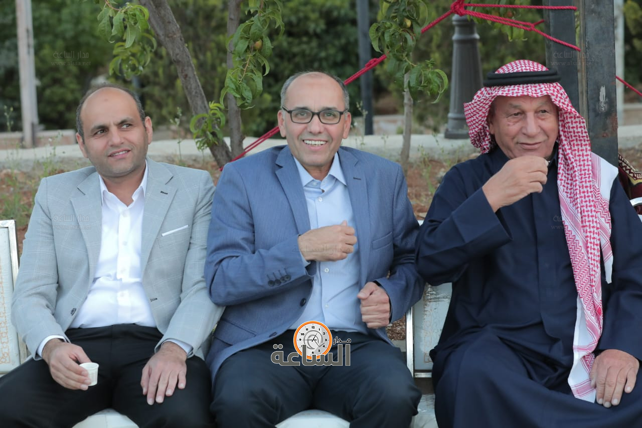 Madar Al-Saa Images 0.5742113367717517