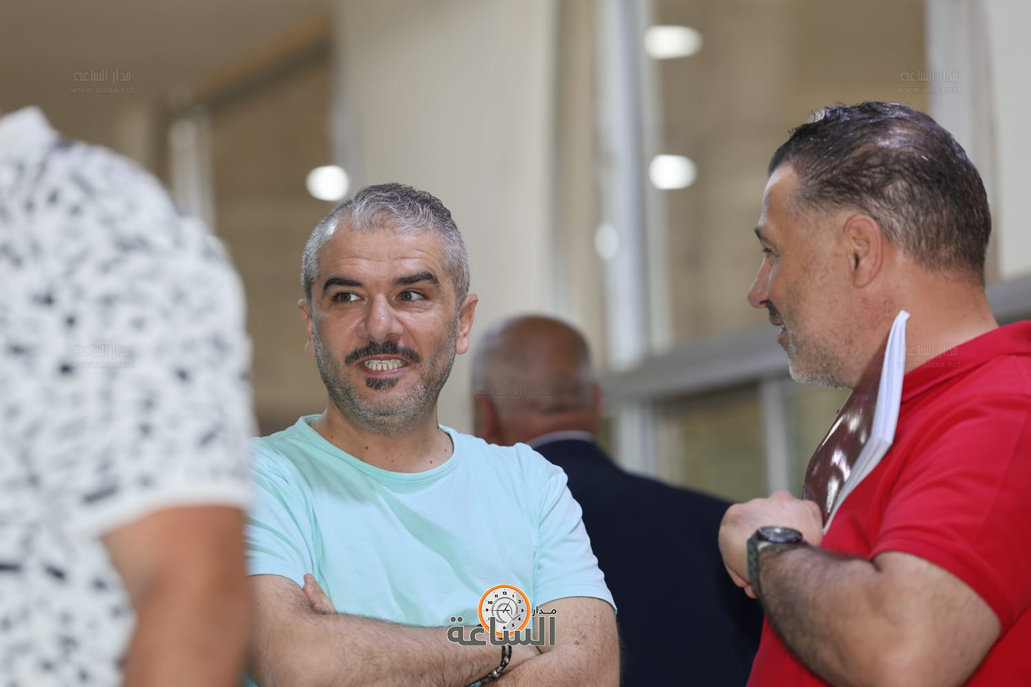 Madar Al-Saa Images 0.5847091178963245