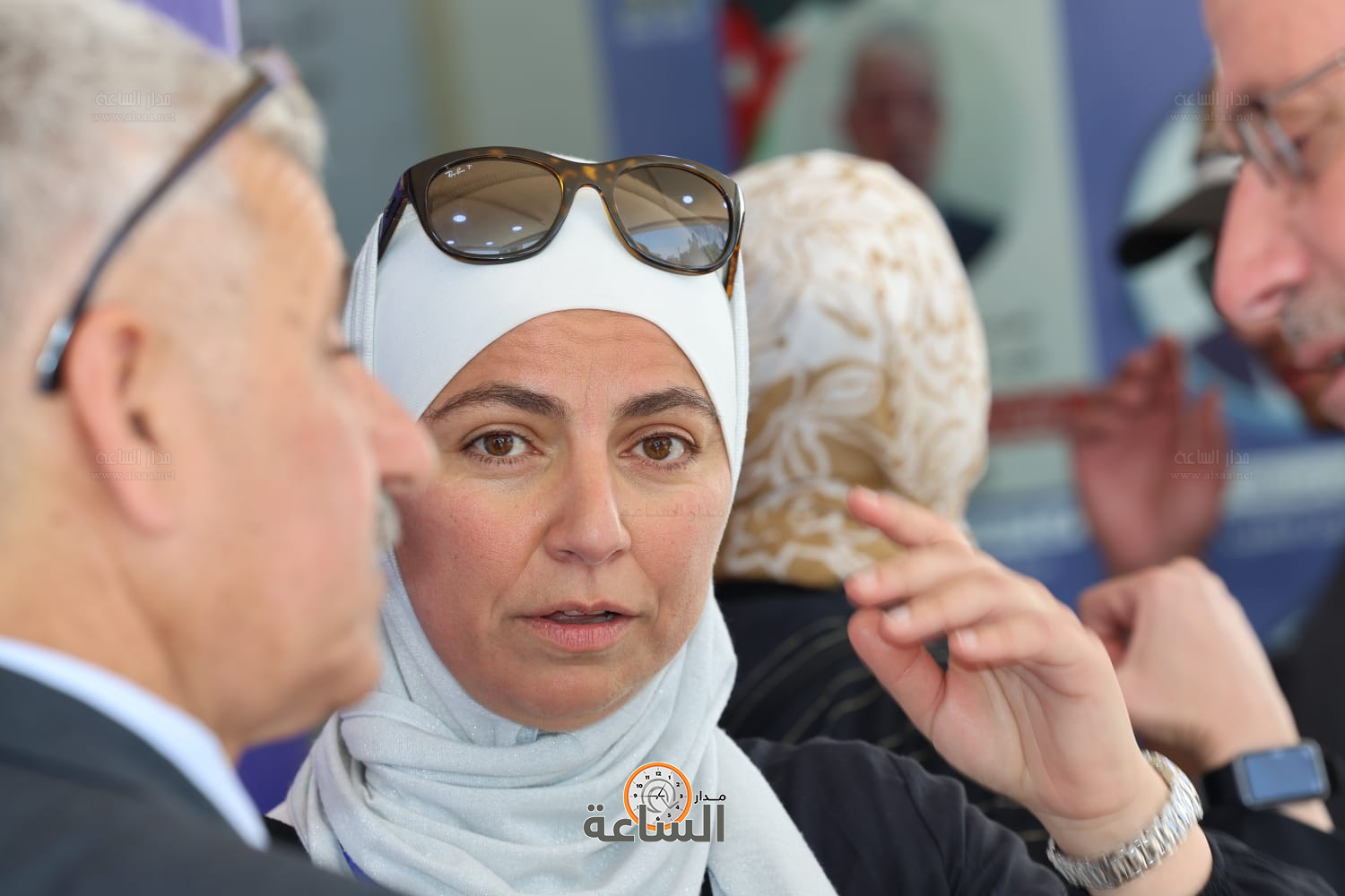 Madar Al-Saa Images 0.3832618359672254