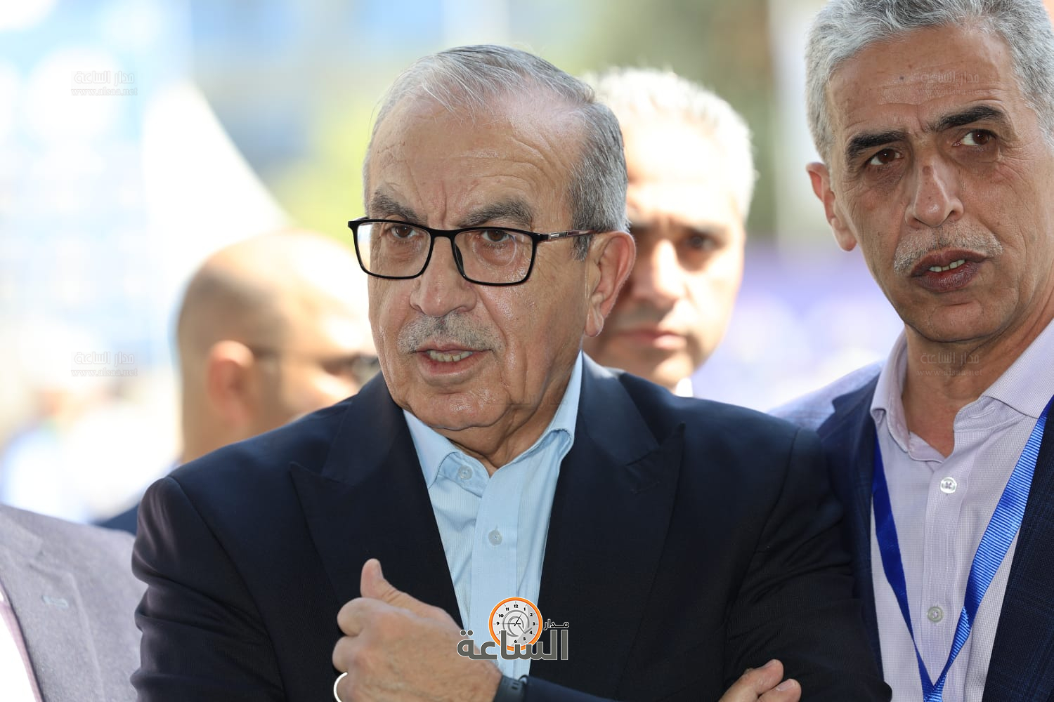 Madar Al-Saa Images 0.7034682332737485