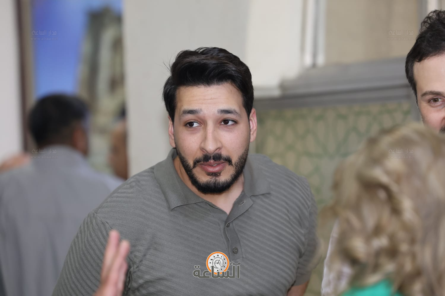 Madar Al-Saa Images 0.4497023197569846