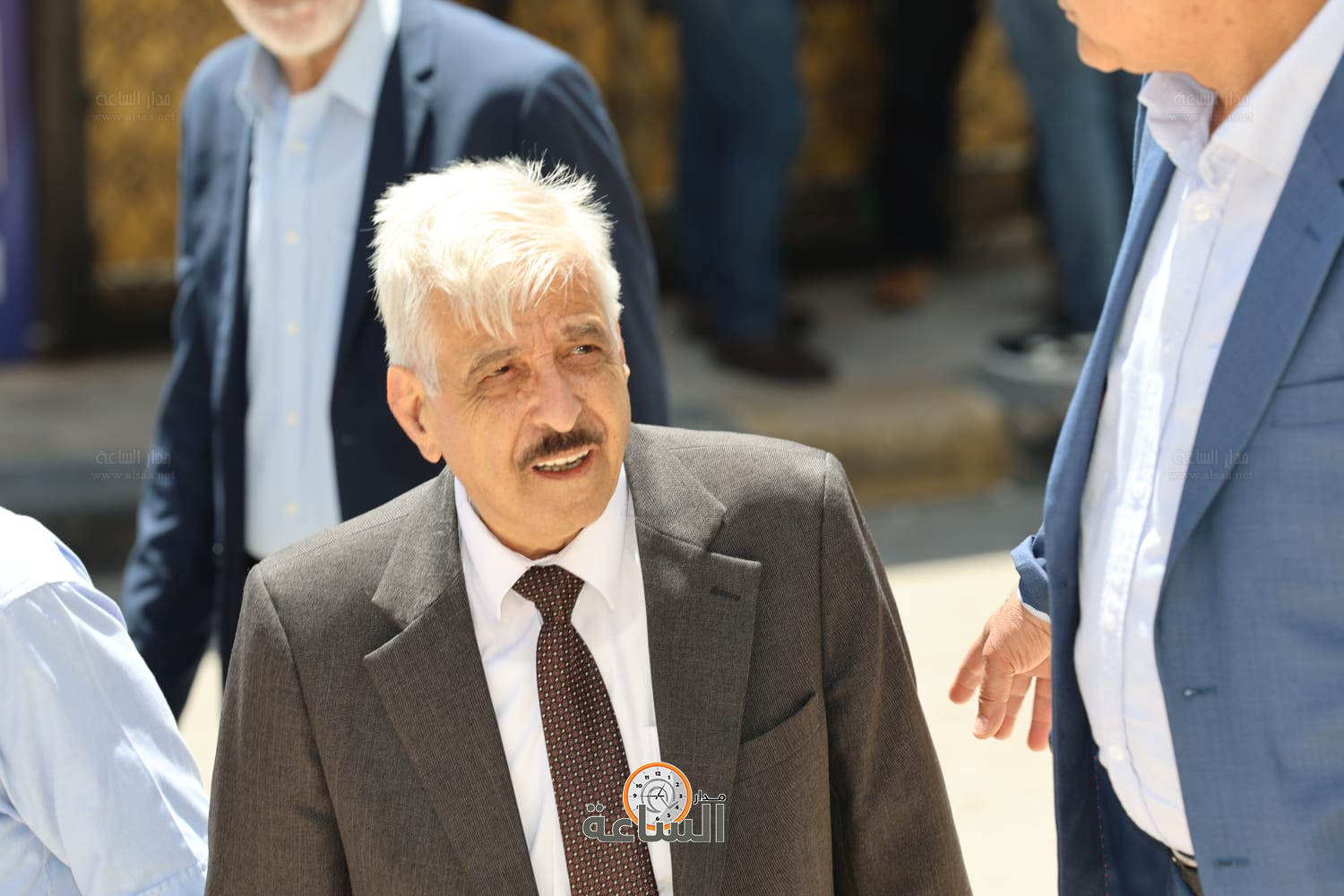 Madar Al-Saa Images 0.6999541788780088