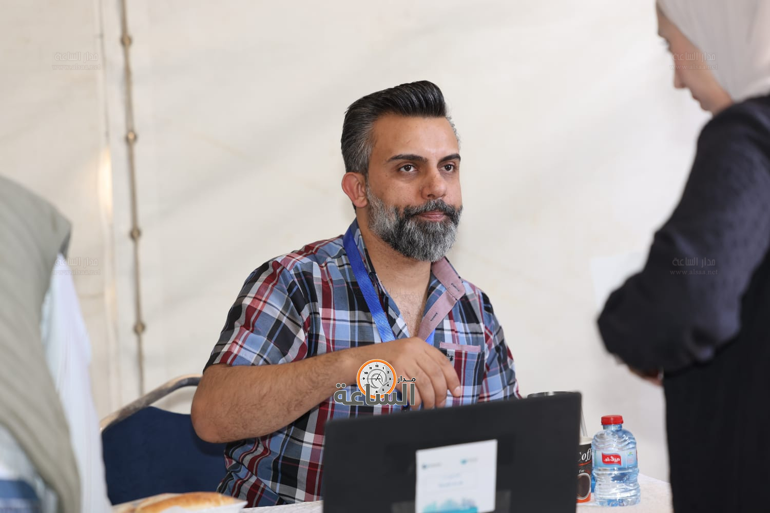 Madar Al-Saa Images 0.568478378457261