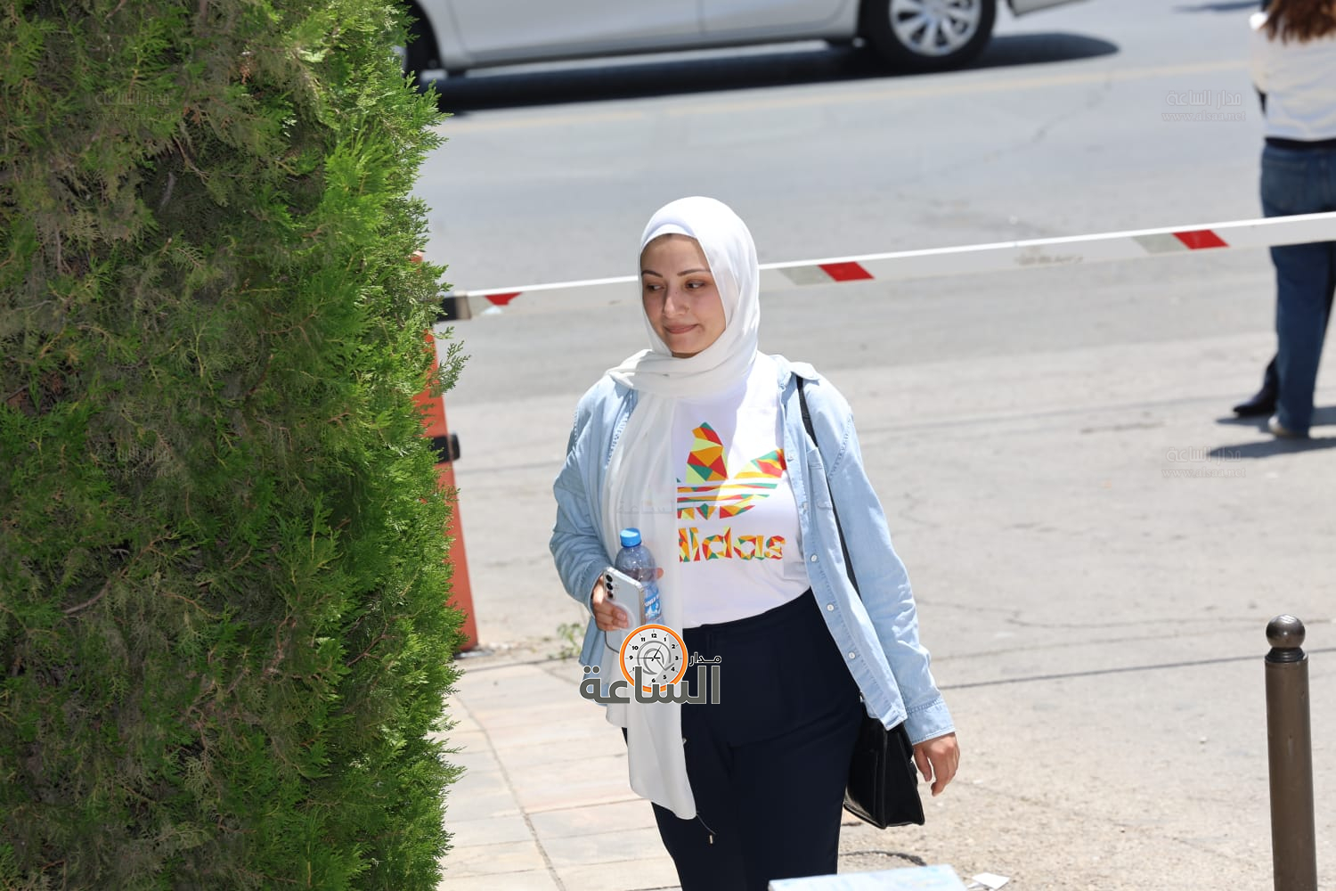 Madar Al-Saa Images 0.8040378348204112