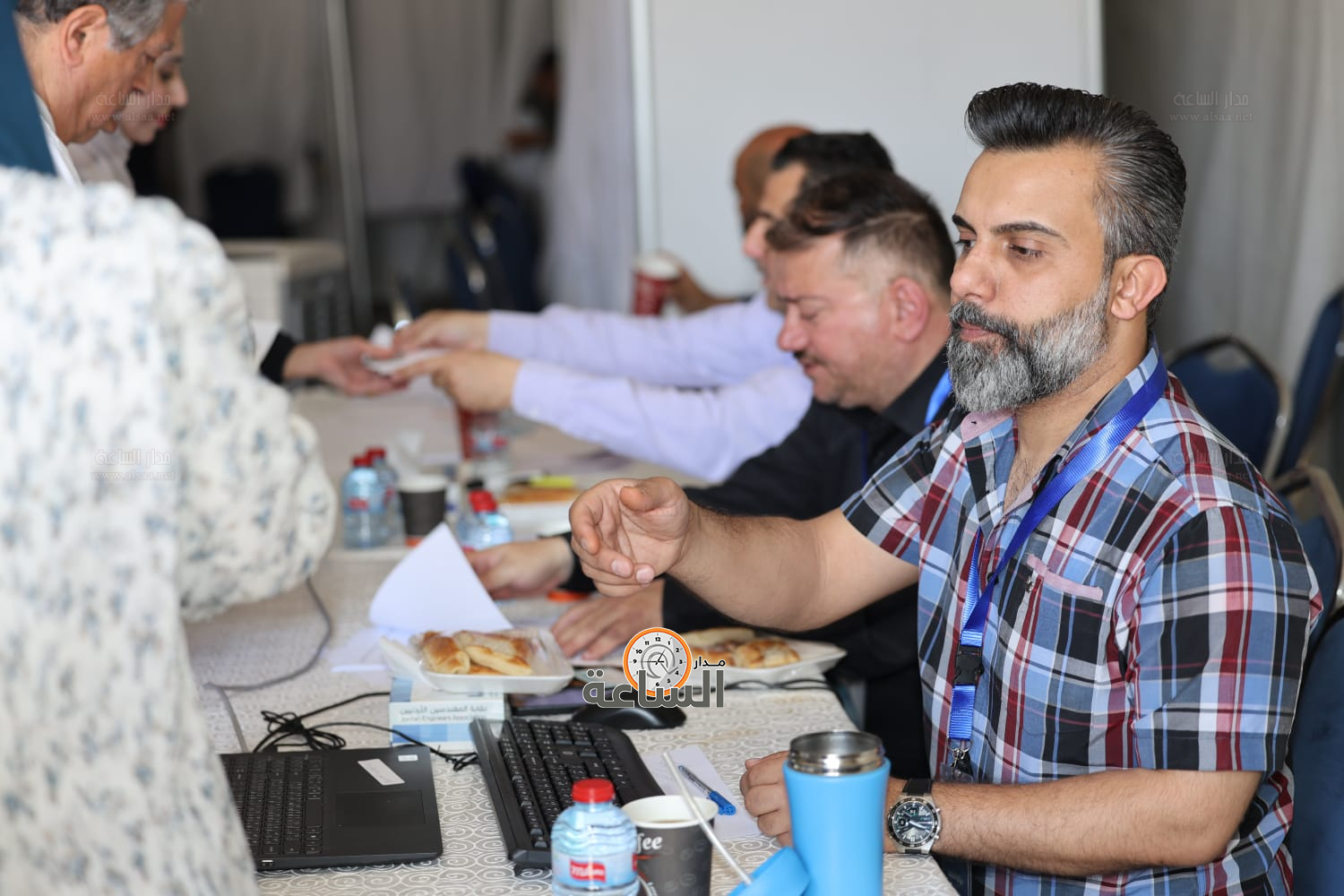 Madar Al-Saa Images 0.30165818815329737