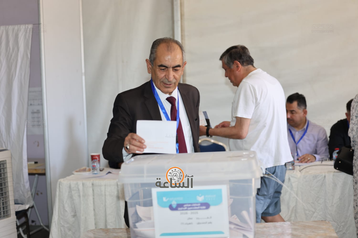 Madar Al-Saa Images 0.901591448610152