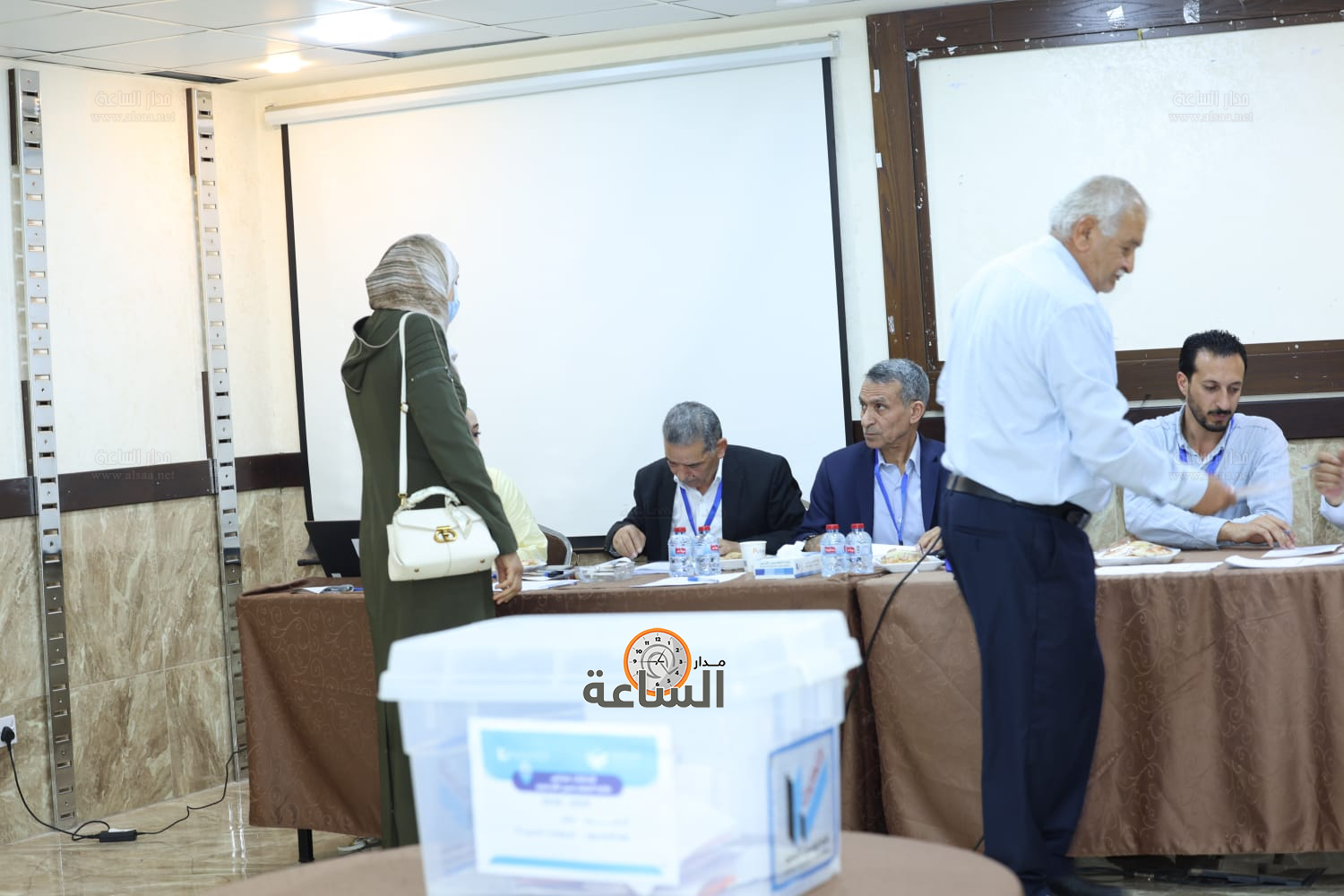 Madar Al-Saa Images 0.06149925646511334