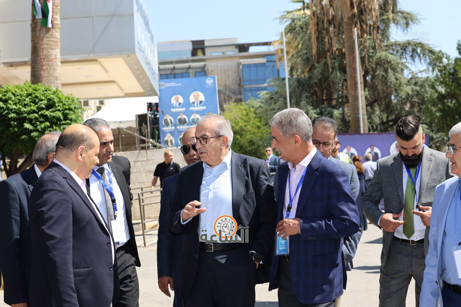 Madar Al-Saa Images 0.40573453376462143