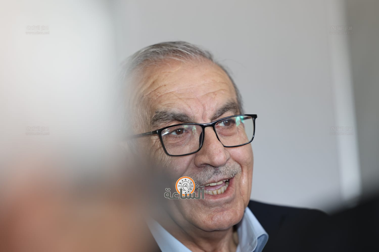 Madar Al-Saa Images 0.10280375651245643