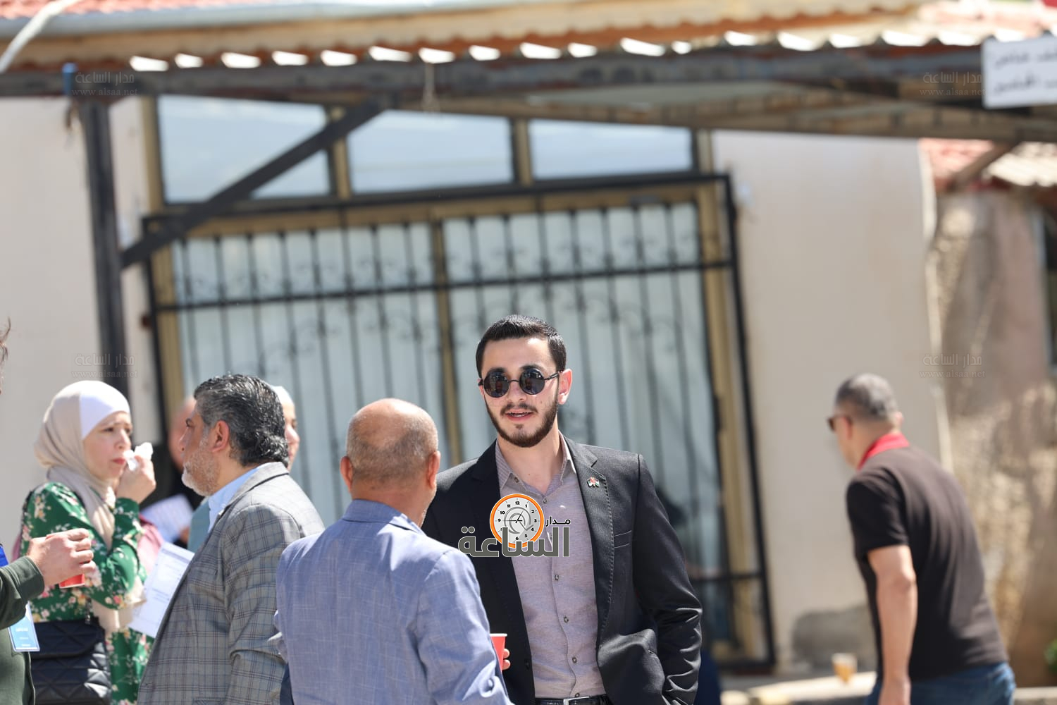 Madar Al-Saa Images 0.25477637811660026