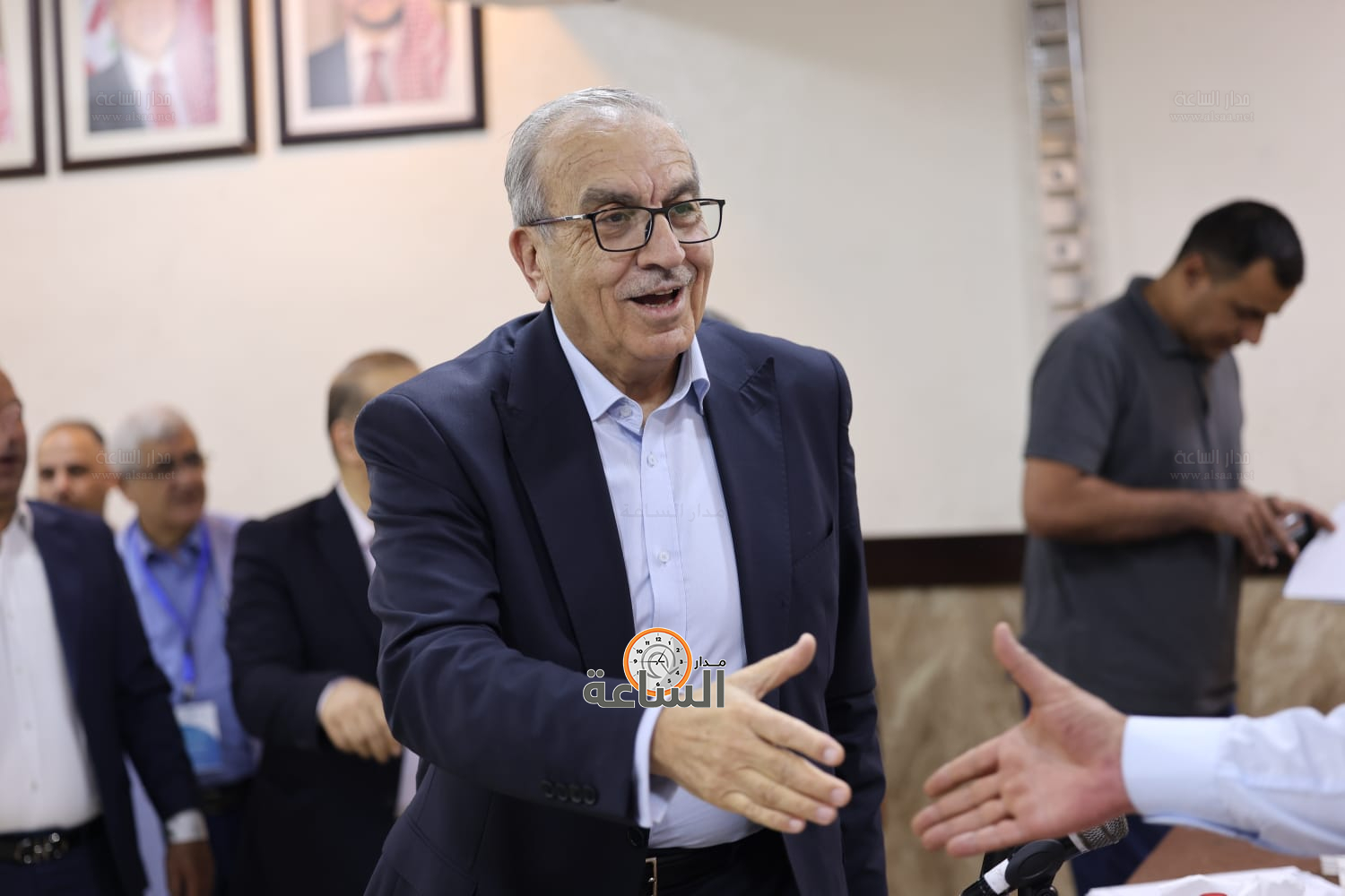 Madar Al-Saa Images 0.7444251063208925