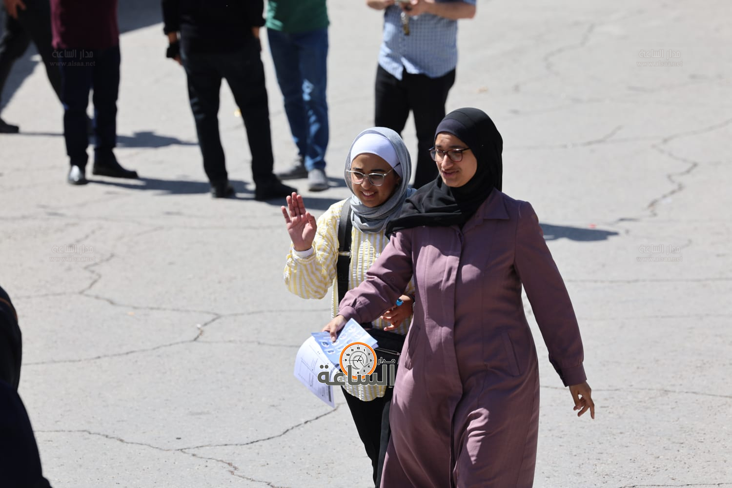 Madar Al-Saa Images 0.7348121983263278