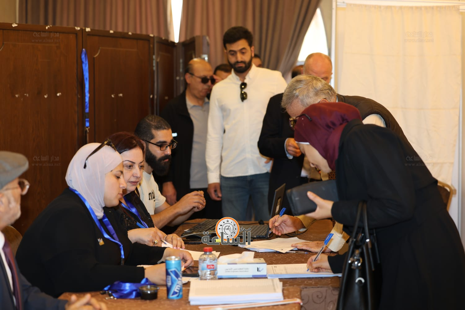 Madar Al-Saa Images 0.5184225331013944