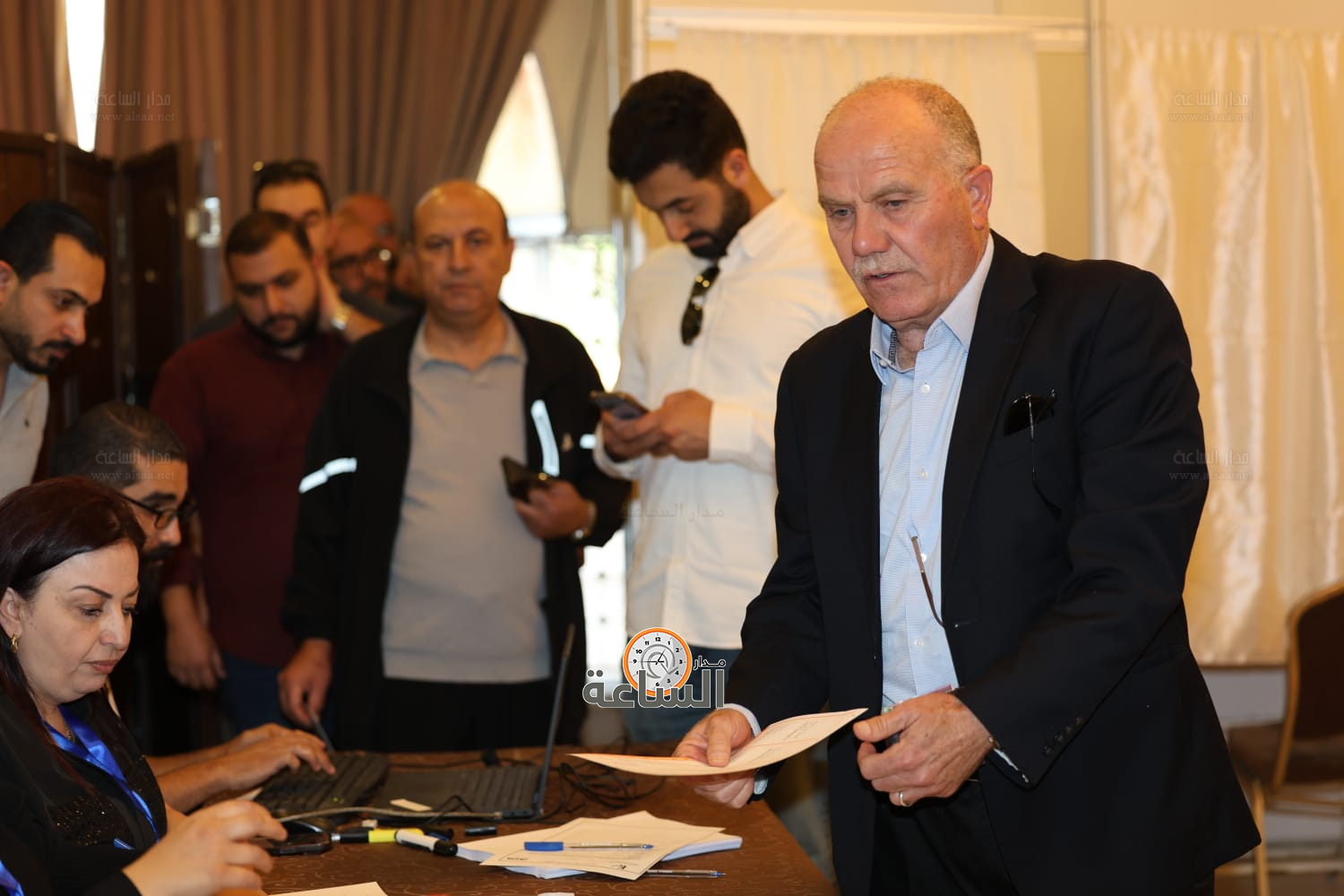 Madar Al-Saa Images 0.4950536048164774