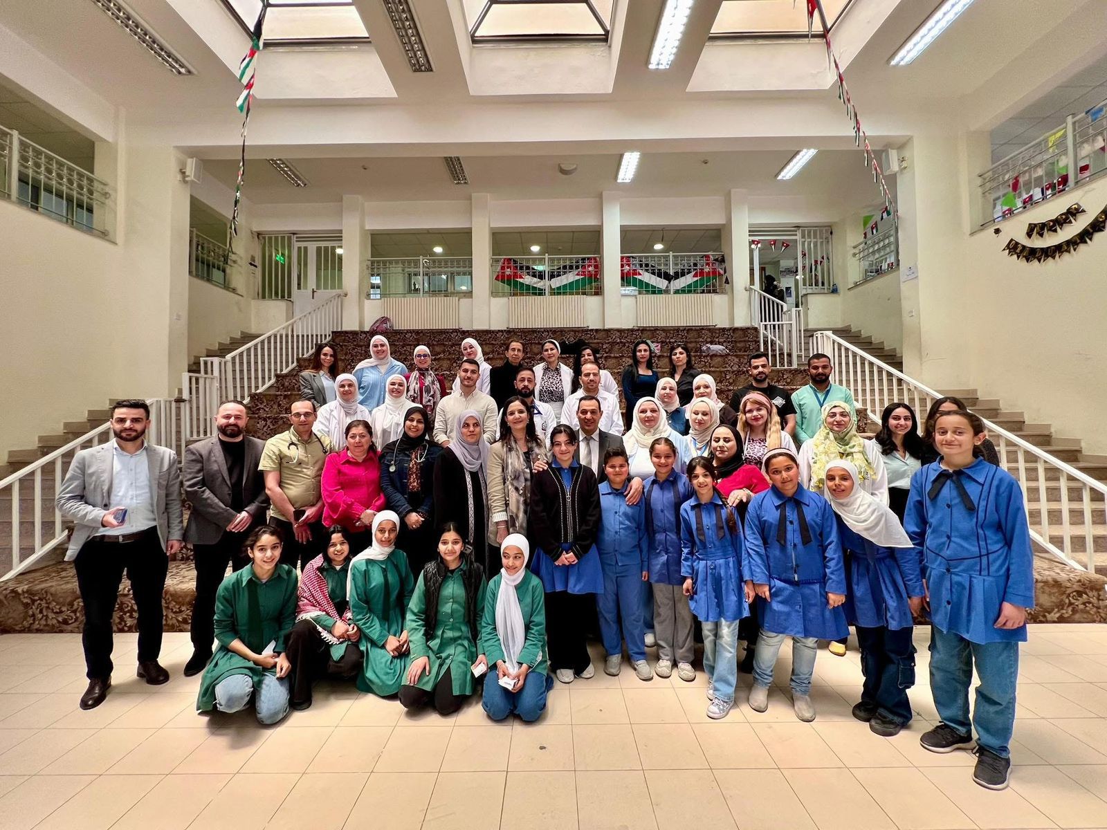 Madar Al-Saa Images 0.5431138238024726