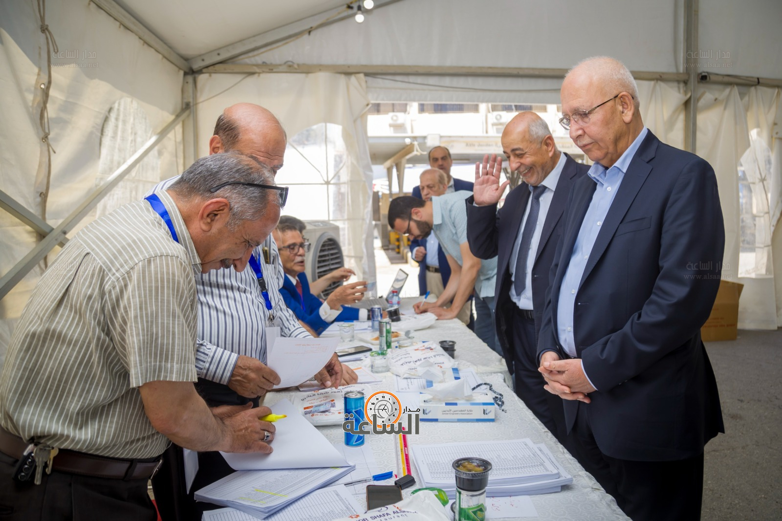 Madar Al-Saa Images 0.3873906615322573