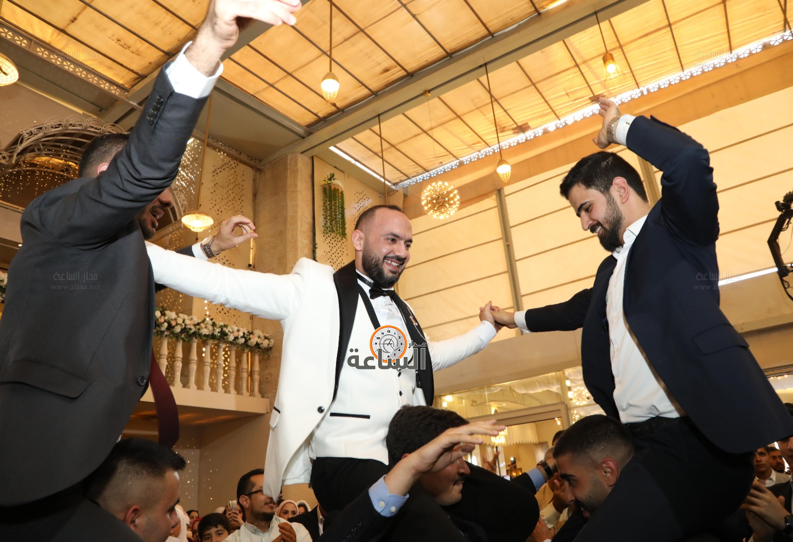 Madar Al-Saa Images 0.827253376372265