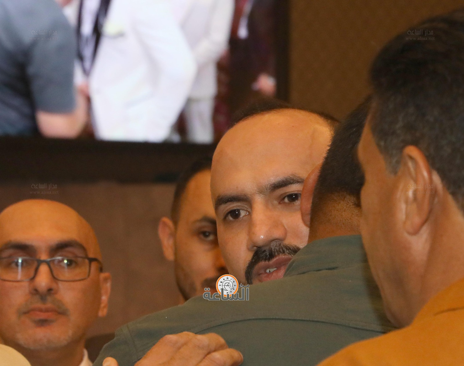 Madar Al-Saa Images 0.8613057951808325