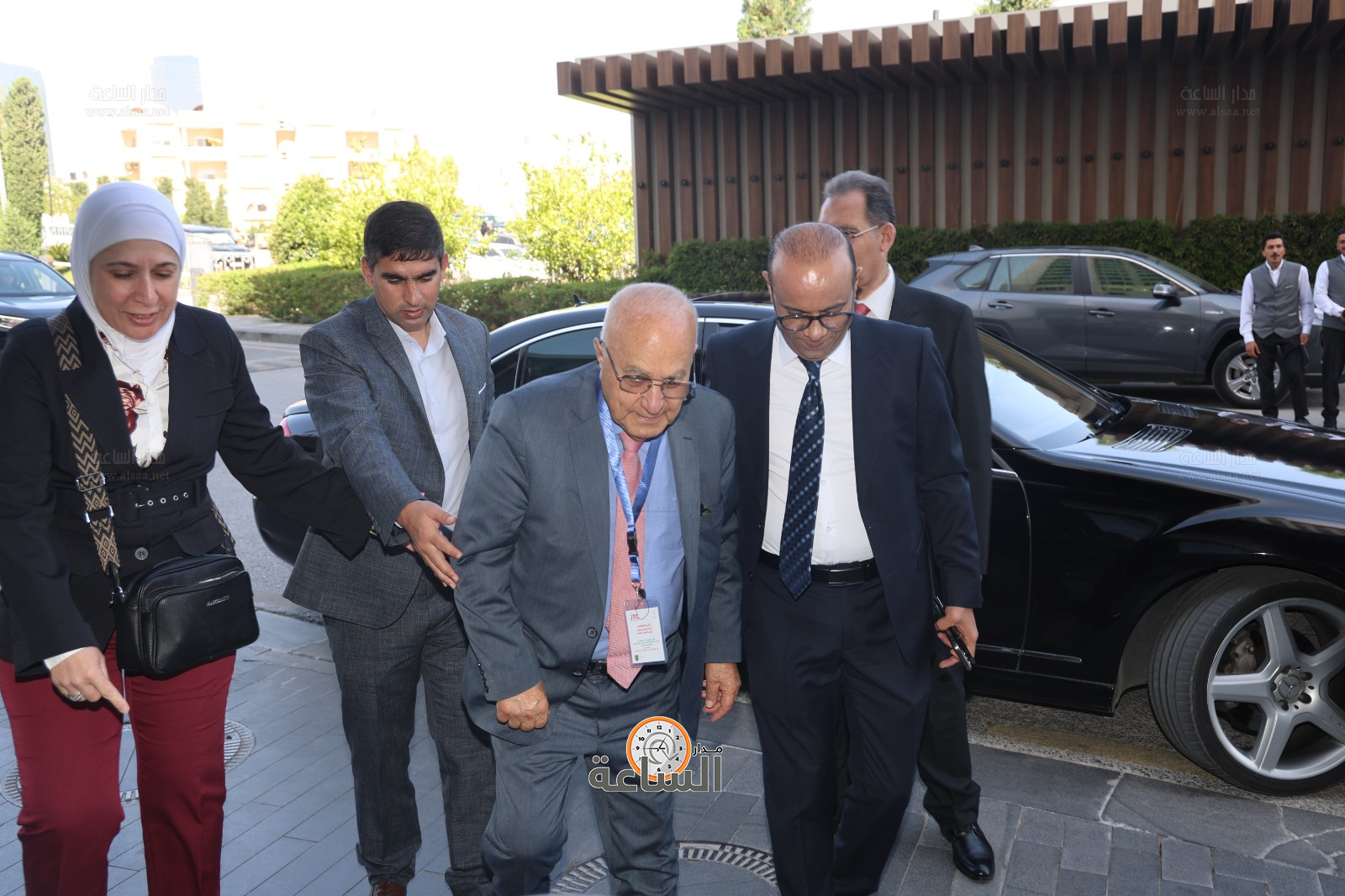 Madar Al-Saa Images 0.1353571142717257