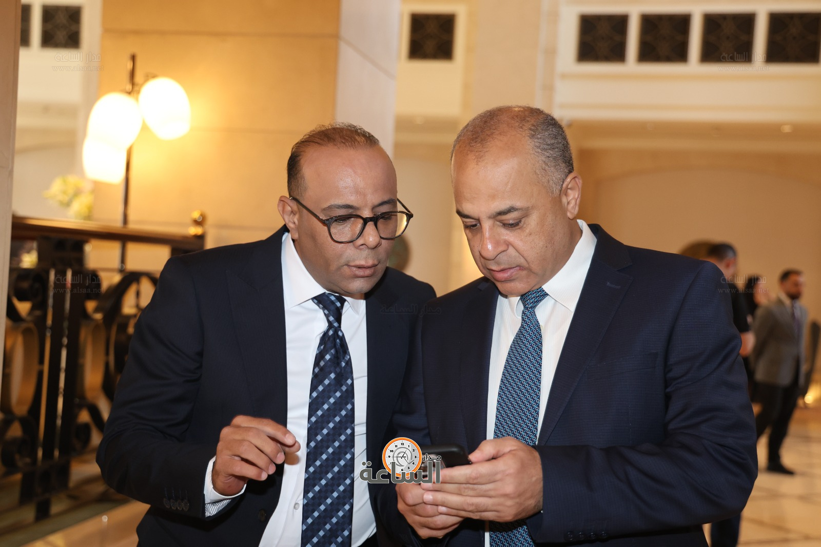 Madar Al-Saa Images 0.18890698184794907