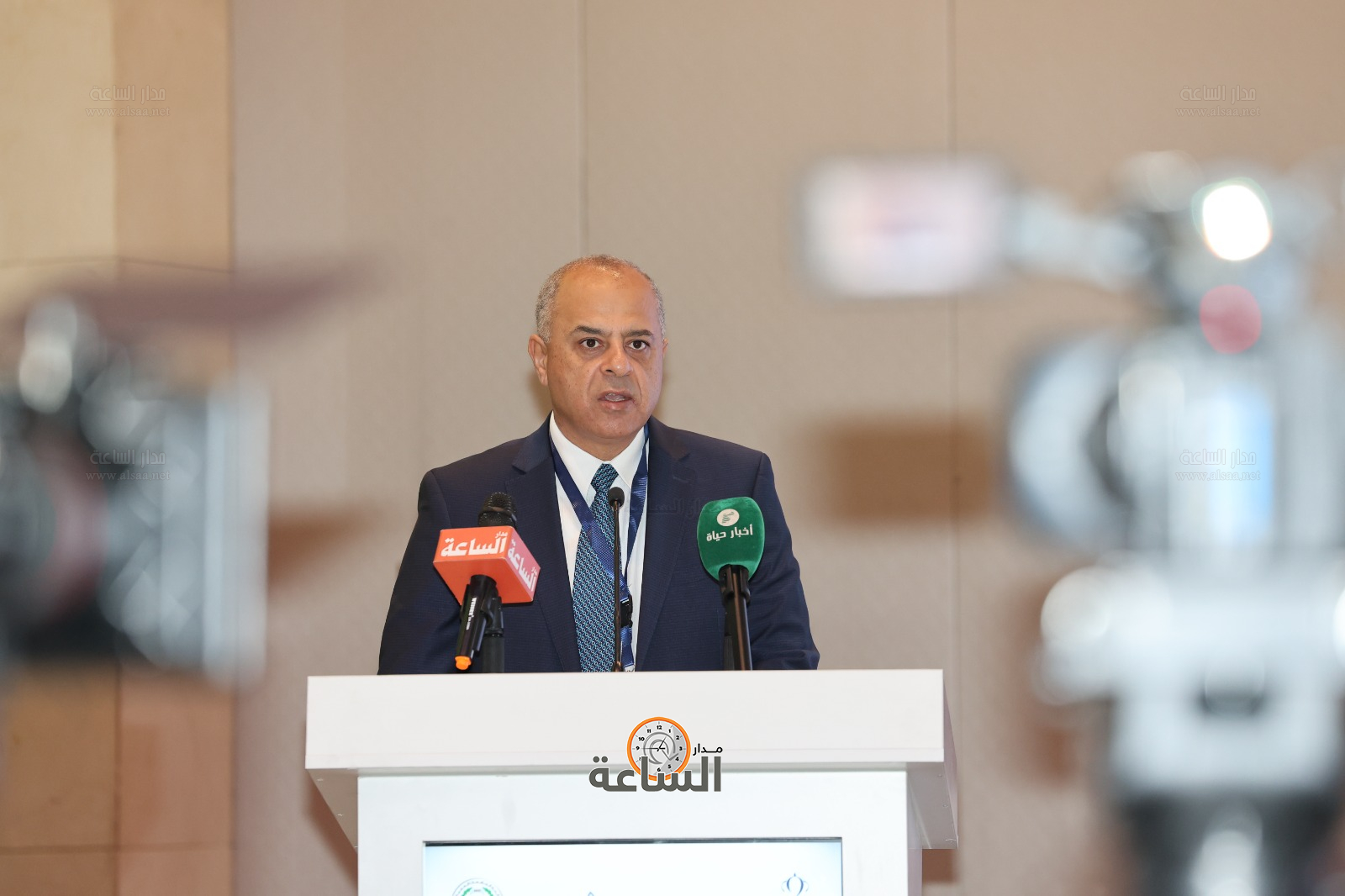 Madar Al-Saa Images 0.42914547694403293