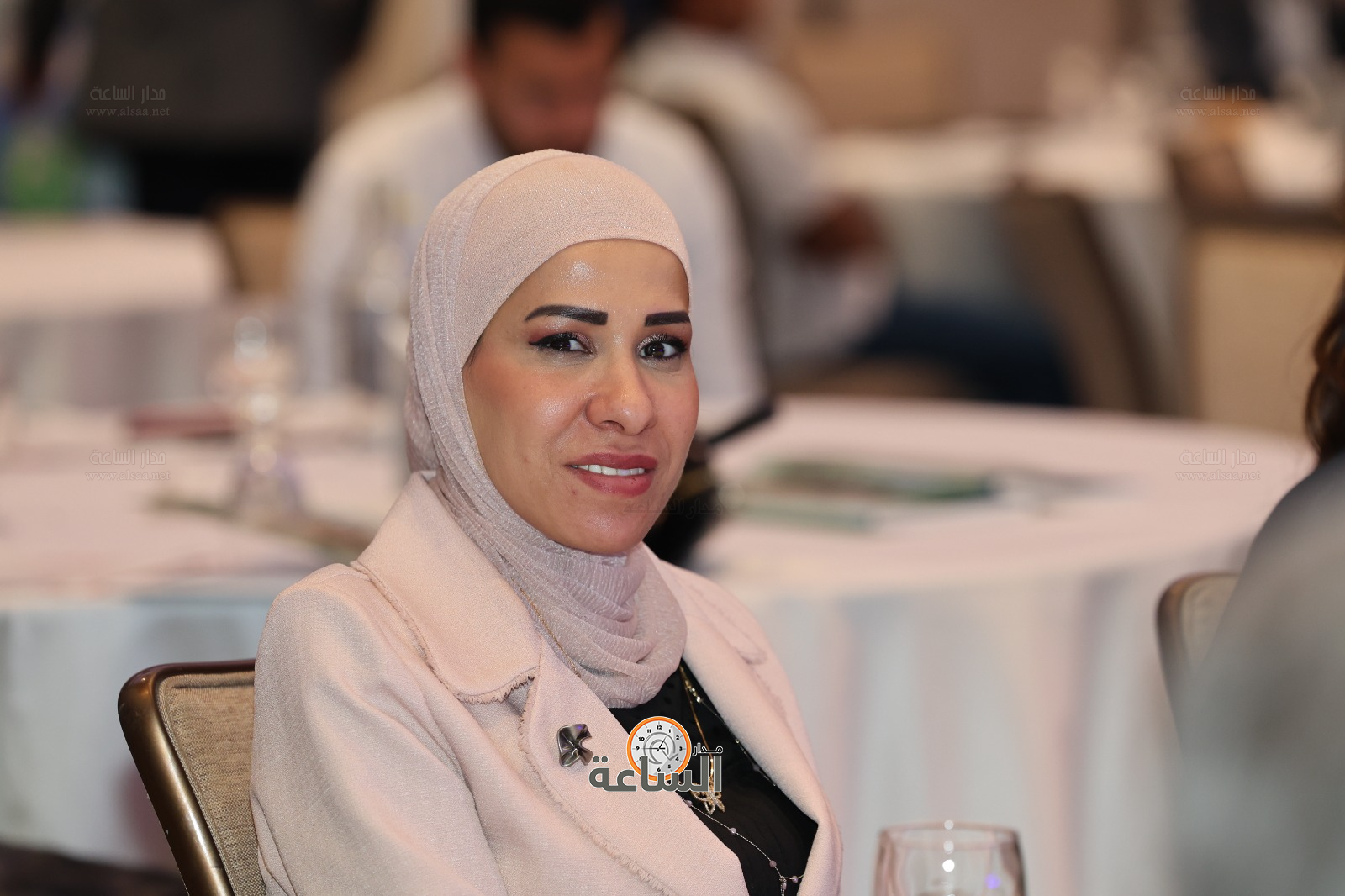 Madar Al-Saa Images 0.8878791358314673