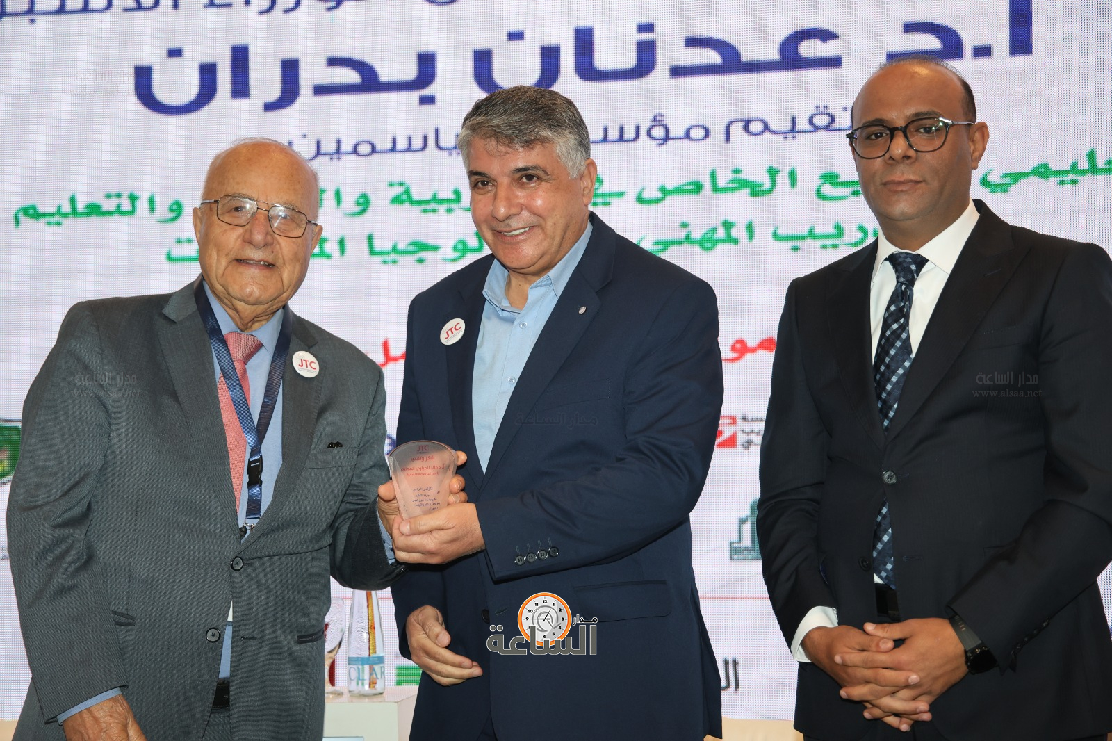 Madar Al-Saa Images 0.11118292870502433