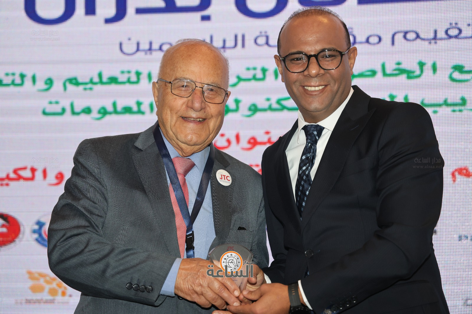 Madar Al-Saa Images 0.9985230099077866