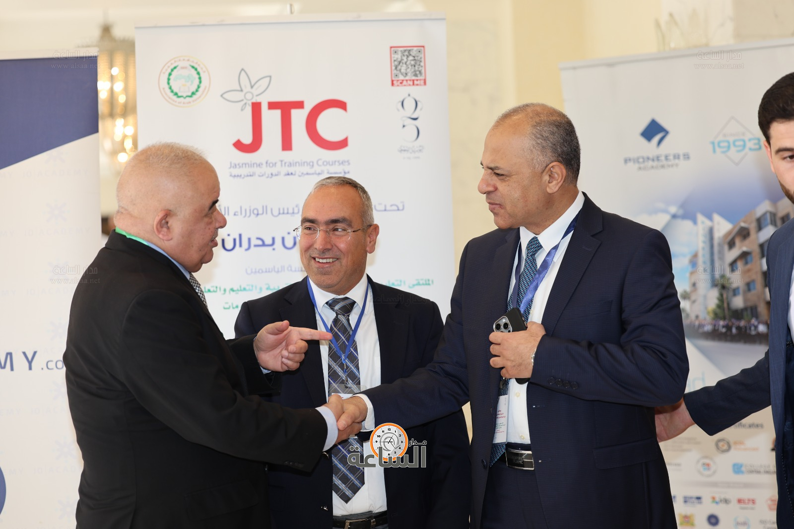 Madar Al-Saa Images 0.32397011914270424