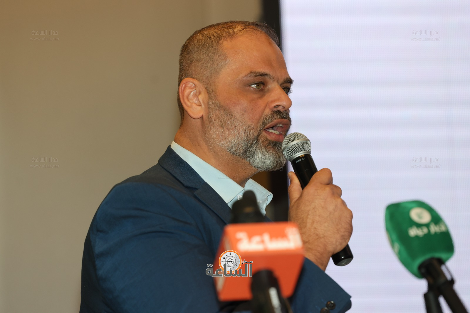 Madar Al-Saa Images 0.45796681887790125