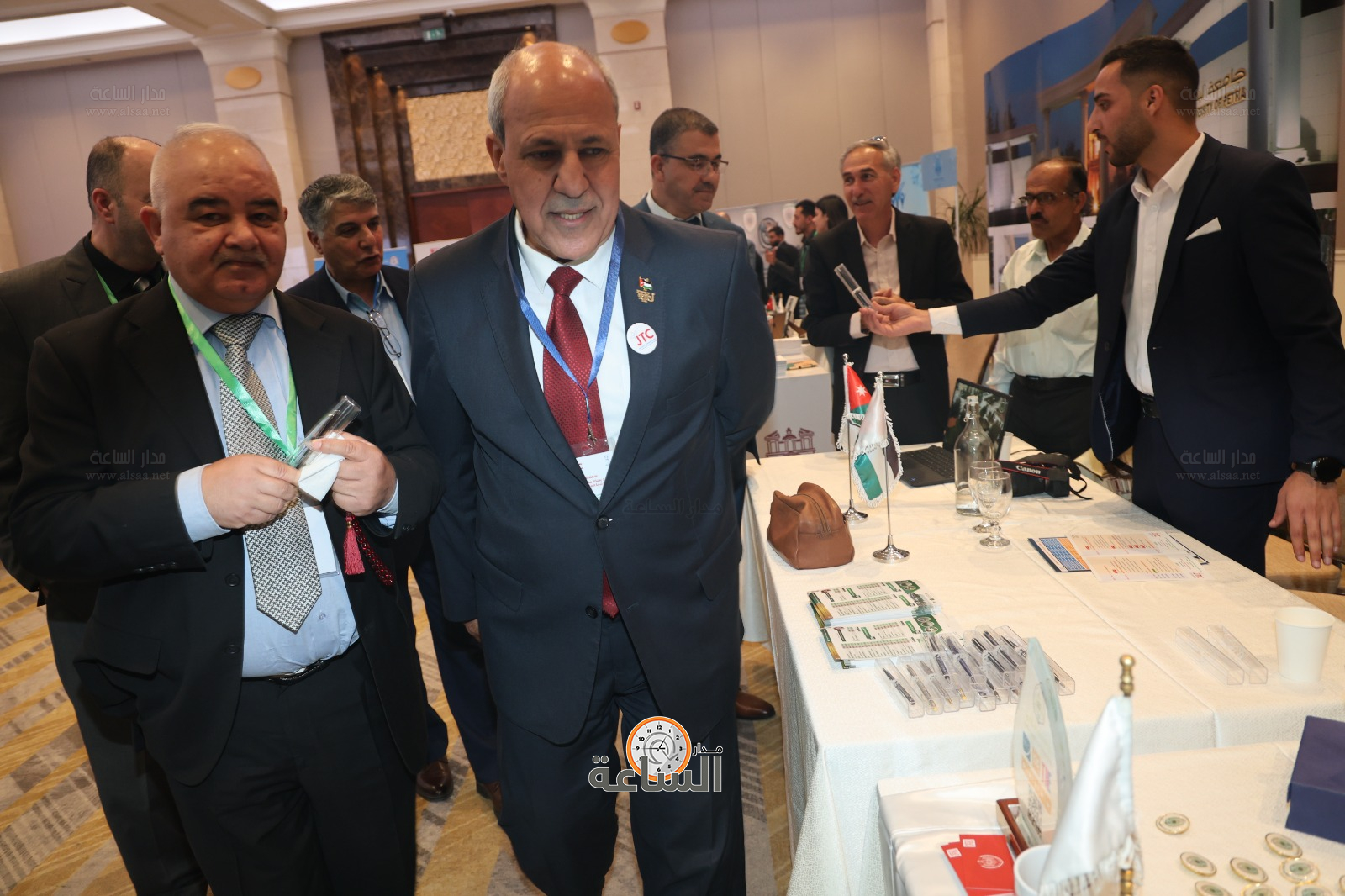 Madar Al-Saa Images 0.5384177042058024