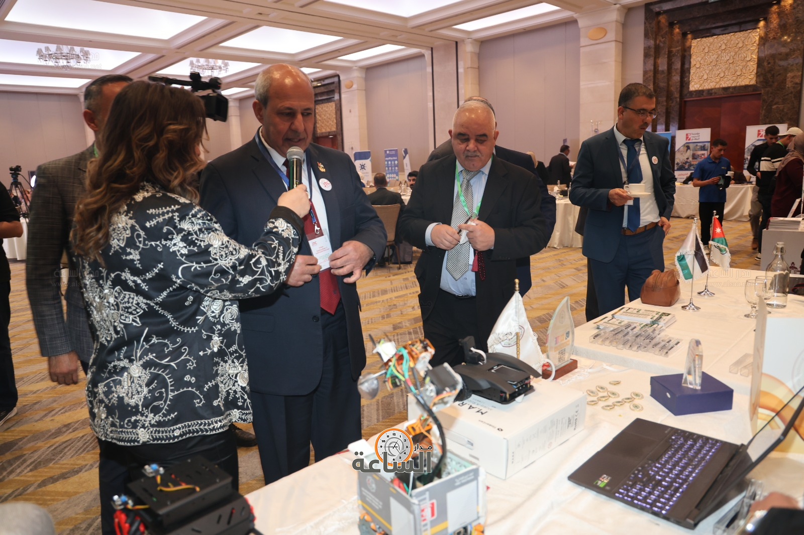 Madar Al-Saa Images 0.9723002649517305