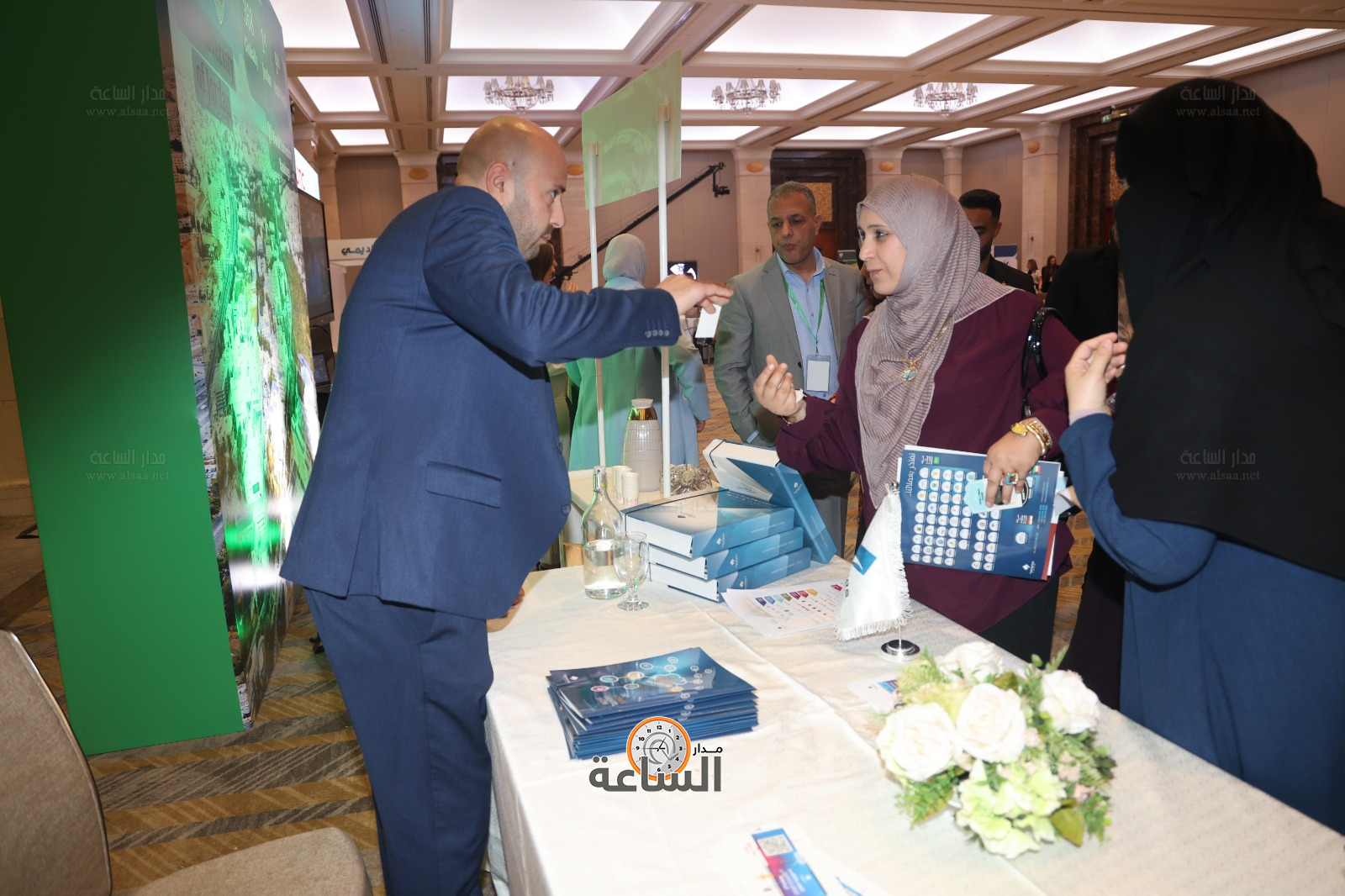 Madar Al-Saa Images 0.9743373961866391