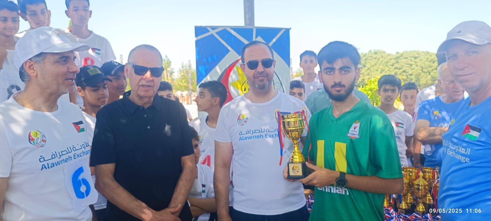 Madar Al-Saa Images 0.007730014247669059