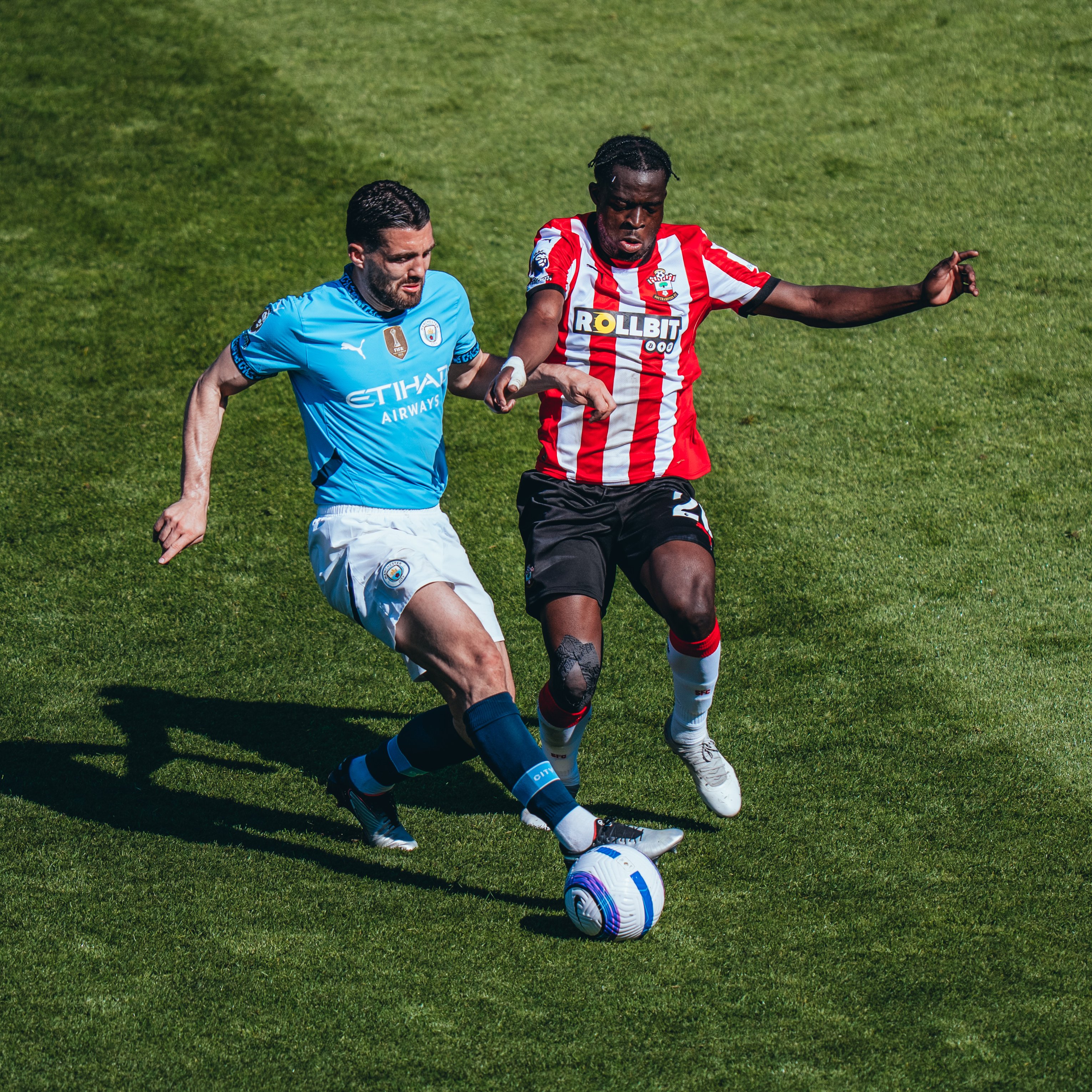 Madar Al-Saa Images 0.5604255913216396