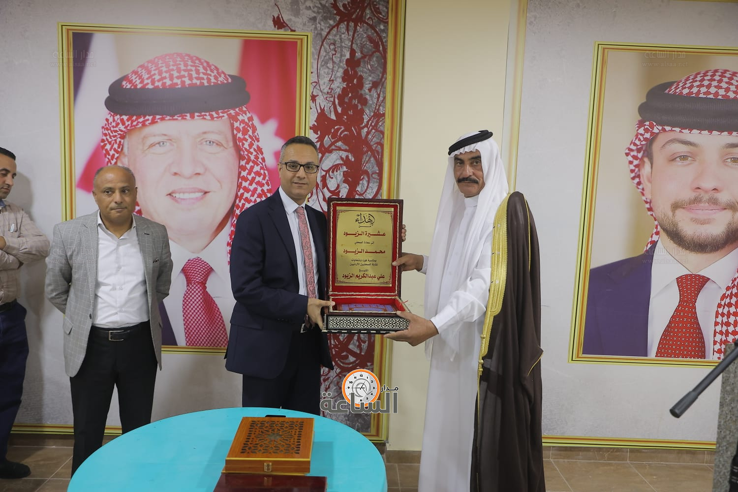 Madar Al-Saa Images 0.28056461308335146