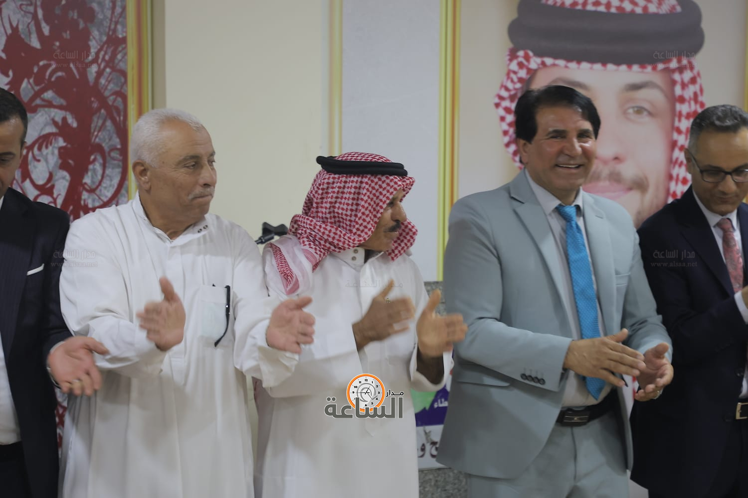 Madar Al-Saa Images 0.8483597631681377