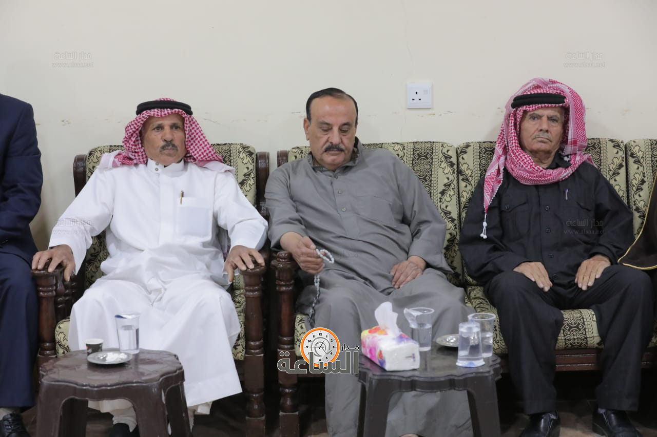 Madar Al-Saa Images 0.43387775620563596