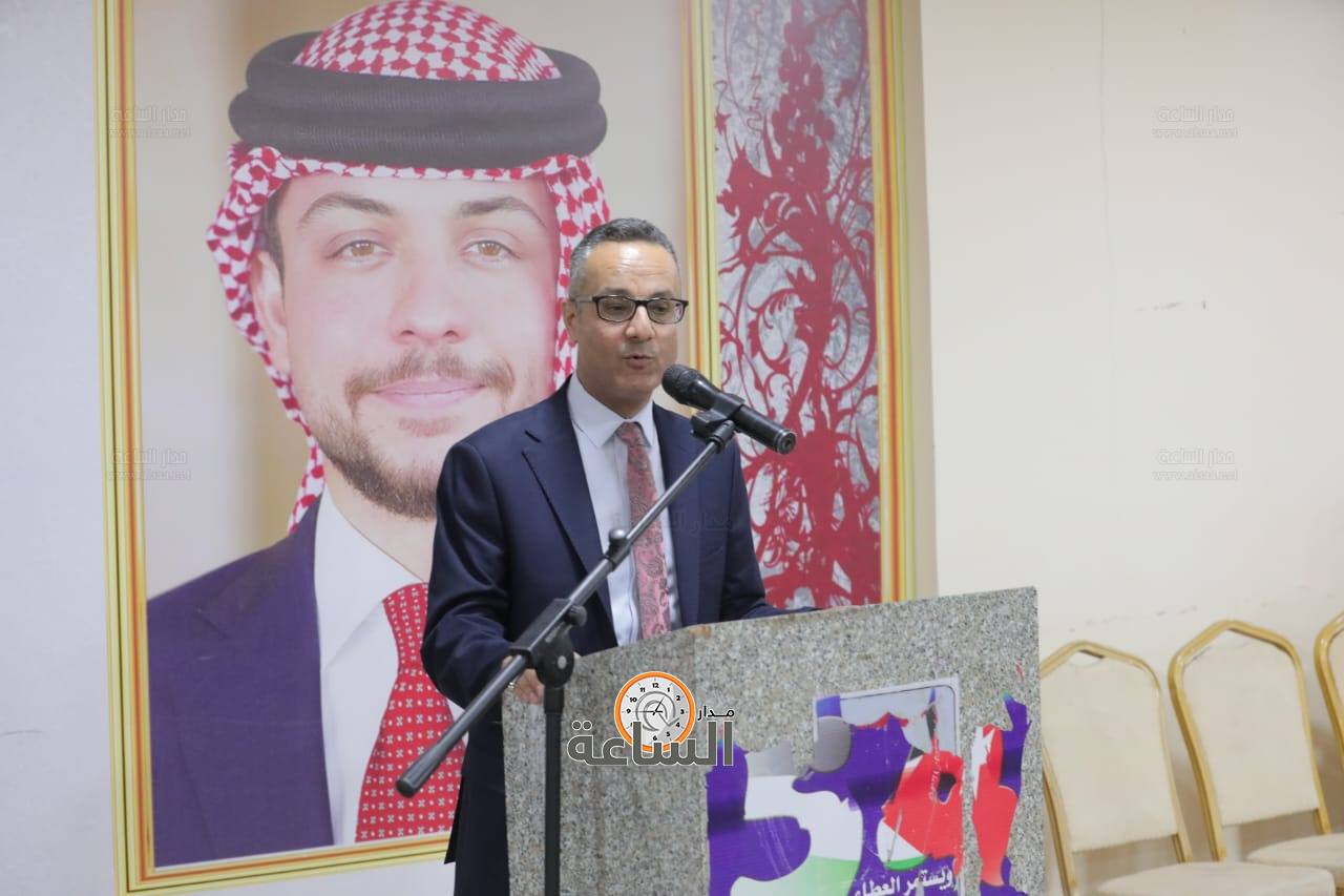 Madar Al-Saa Images 0.49987680451665173