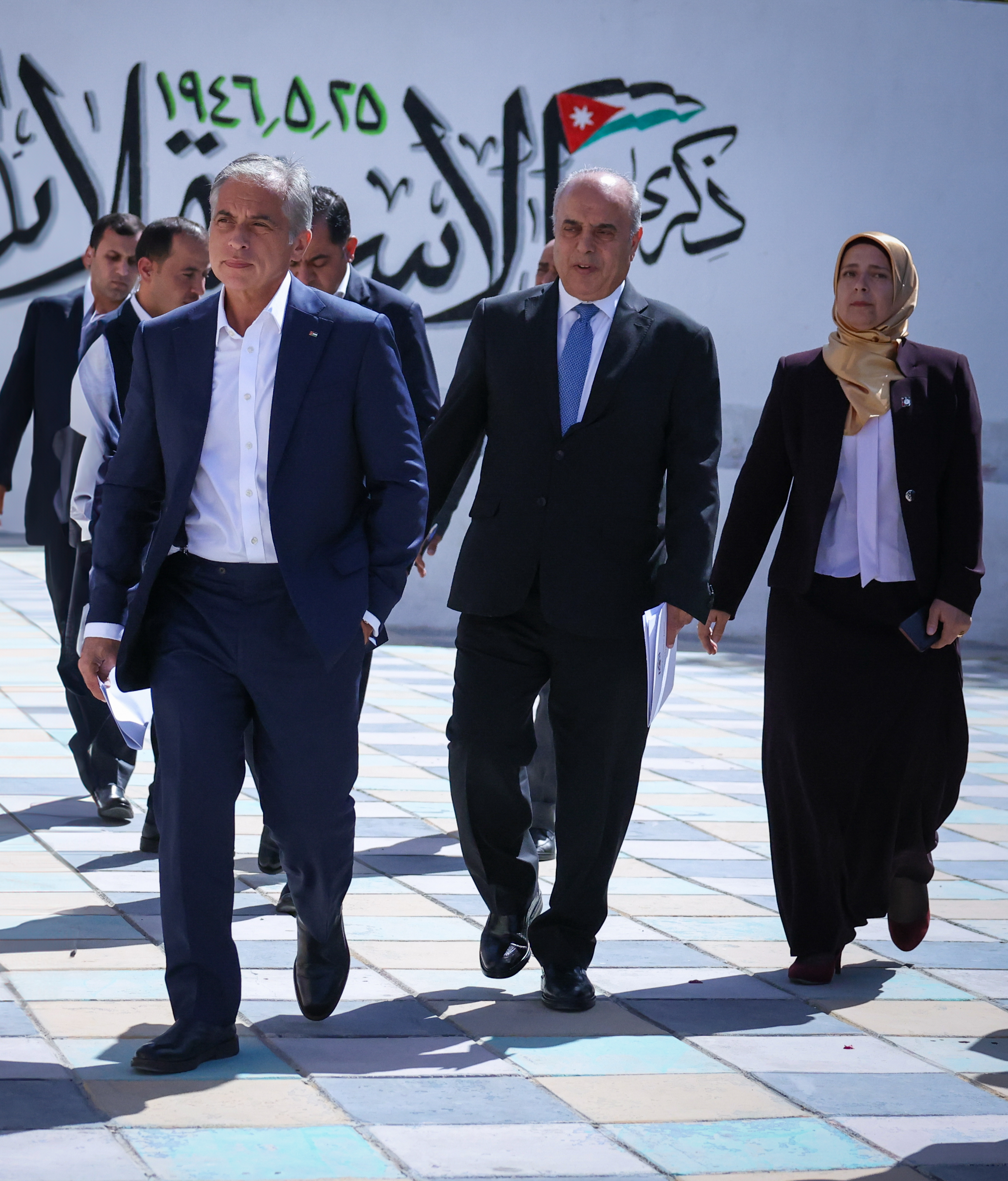 Madar Al-Saa Images 0.13548548109254566