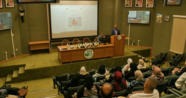 Madar Al-Saa Images 0.013762420159978306