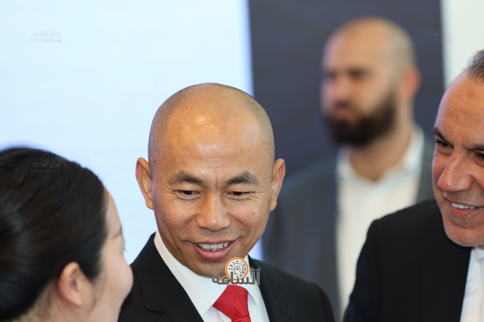 Madar Al-Saa Images 0.6399505845771217